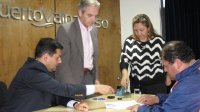 Acuerdo histórico entre Puerto Valparaíso y trabajadores portuarios eventuales