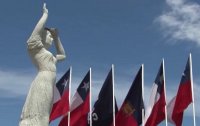 El espectacular Centenario de la Liga Marítima de Chile celebrado con la presencia de Fidalmar y la inauguración de apoteósico monumento.