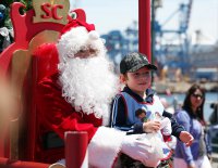 Puerto Valparaíso nuevamente regala a los porteños el “Árbol de los Sueños” de Navidad