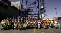 Jugadores de SAU visitan el puerto para compartir con trabajadores de STI