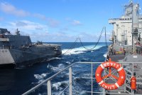 Petrolero “Montt” apoya operaciones de interdicción de tráfico ilícito junto a Marina y Guardia Costera de Estados Unidos