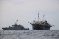 Flota pesquera camaronera extranjera comienza a abandonar las aguas chilenas
