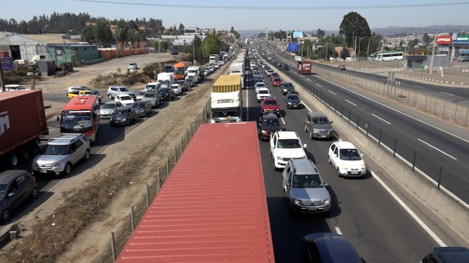 Enérgica y solemne protesta de camioneros de Valparaíso por asesinato de conductor de Antofagasta