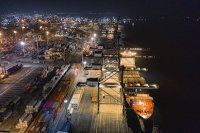 Dificultades en el puerto de Shanghái tensionan el comercio mundial, pero al mismo tiempo abren oportunidades a importadores y exportadores chilenos