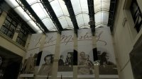 Exposición de la Universidad San Sebastián revive a Gabriela Mistral a 100 años de recibir el Premio Nobel de Literatura.