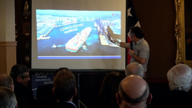 Ingeniero Patricio Winckler advierte sobre la necesidad de fortalecer la infraestructura portuaria ante cambio climático.