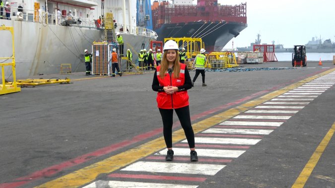 15 naves y unas 50 mil toneladas de fruta espera embarcar esta temporada Terminal Portuario Valparaíso.