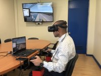 Ultraport Angamos capacita a sus operadores de grúas de tierra con simuladores de realidad virtual