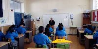 Estudiantes del Liceo Poeta Vicente Huidobro de Cartagena aprendieron en didáctica charla de Puerto San Antonio