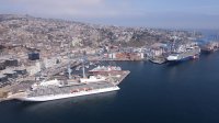 Triple recalada de cruceros con cerca de 8 mil visitantes reactiva el turismo en Valparaíso.