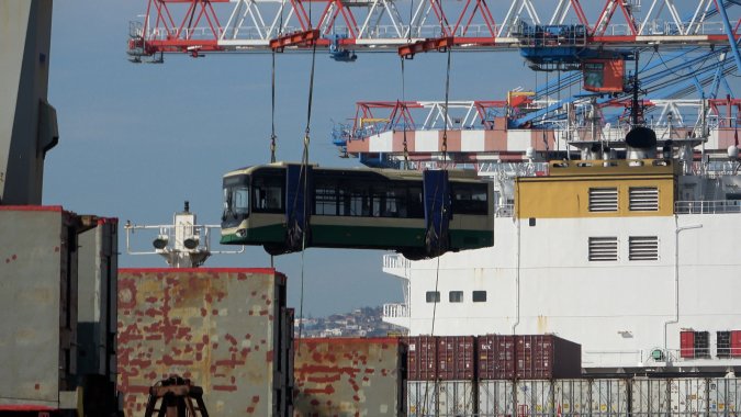 TPS descargó una flota de modernos buses eléctricos destinados a Valparaíso.