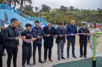 En Playa Las Torpederas se inauguró equipamiento de calistenia aportado en el contexto de la Media Maratón TPS