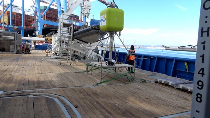 La nave Falkor Too, del Schmidt Ocean Institute fue atendida en TPS dando inicio a una expedición científica.