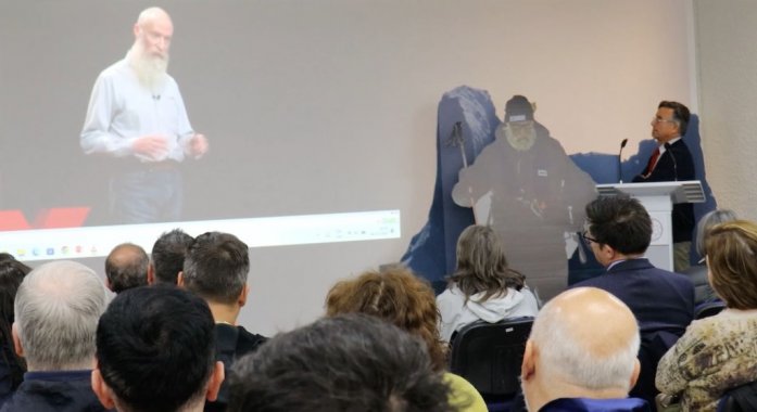 Masiva concurrencia en homenaje a Alejo Contreras Staeding en el Instituto Antártico Chileno