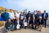 Puerto San Antonio y pescadores firmaron un histórico acuerdo que es clave para la sostenibilidad de la pesca artesanal y el desarrollo de Puerto Exterior