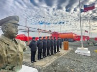 Armada de Chile conmemoró la memoria del piloto primero Luis Pardo Villalón a 90 años de su partida