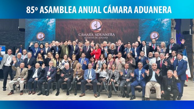 Por amplia mayoría fue reelecto Felipe Serrano Solar como presidente de la Cámara Aduanera de Chile junto a los miembros de su directiva.