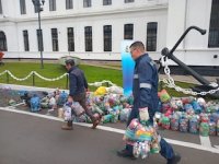 Museo Marítimo Nacional hizo entrega de un nuevo cargamento de tapitas plásticas a las Damás de Café