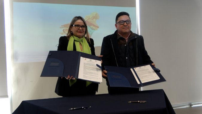 Histórico acuerdo de Fundación Mascarona y Columbia Shipmanagement abre oportunidades de trabajo internacional a la marina mercante chilena.