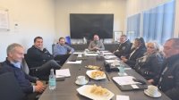 Transportistas sanantoninos se reúnen con MEDLOG para abordar la temporada de la fruta