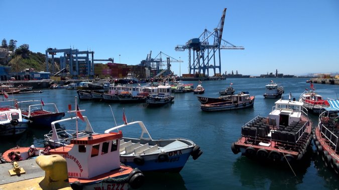 La Empresa Portuaria Valparaíso inició la primera fase de la remodelación del Muelle Prat.