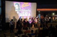 Éxito de convocatoria: más de 1.500 personas asistieron a la exhibición de la película “Me Rompiste el Corazón” organizada por Puerto San Antonio y los municipios