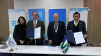 Acuerdan crédito internacional por US$50 millones para iniciar Puerto Exterior.