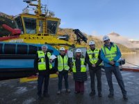 Directorio de Emporcha visita el remolcador eléctrico "Trapananda" en su primer aniversario de operaciones en la Patagonia