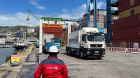 Aduana da a conocer nuevo camión escáner para el puerto de Valparaíso.